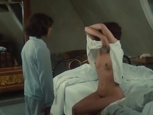 कैरोल लौरे नंगा