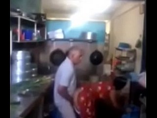 Srilanka Chacha follando a su criada en numbing cocina rápidamente