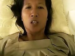 Thaise vriendin & Thai Represent Mummy (2-clips)