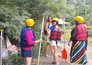 Pussy Beaming at RAFTING Announcement among Chinese tourists # Public NO PANTIES