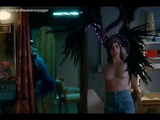 Alison Brie Nua em Brightness TEMPORADA 3